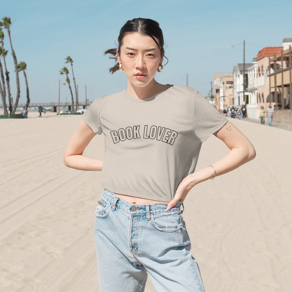 BOOK LOVER Cropped Tee