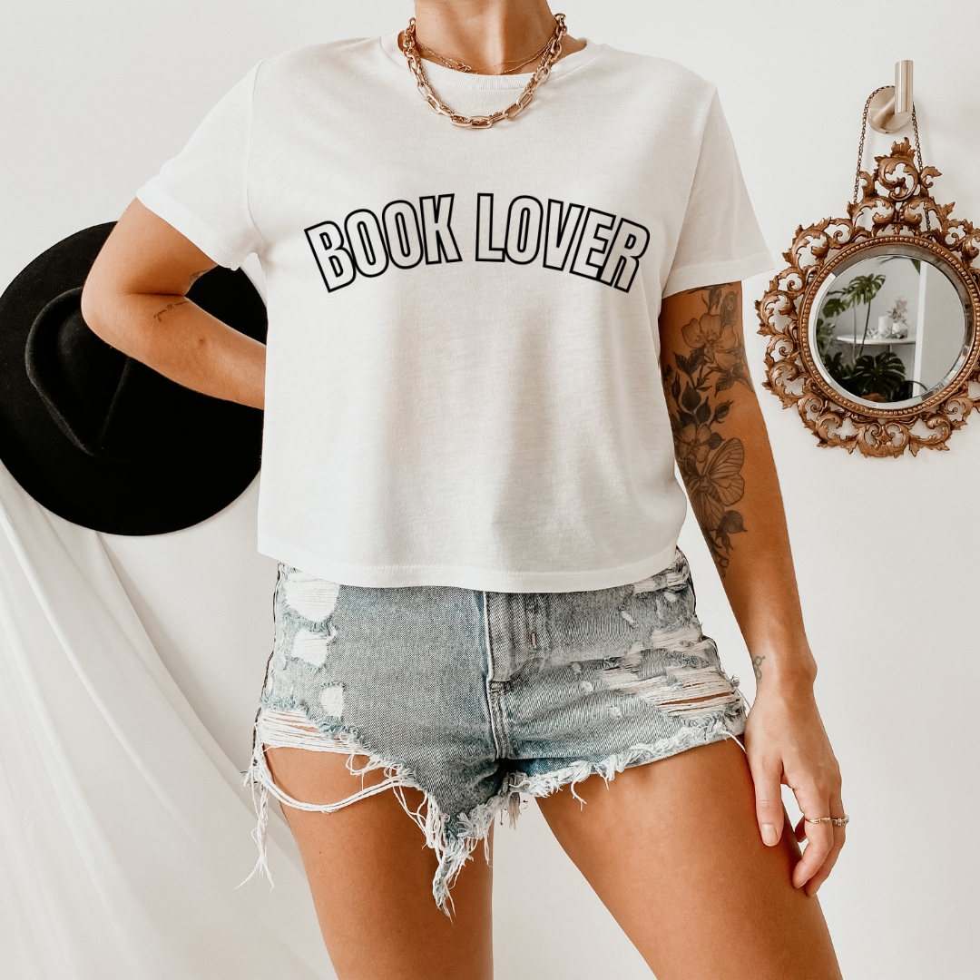 BOOK LOVER Cropped Tee